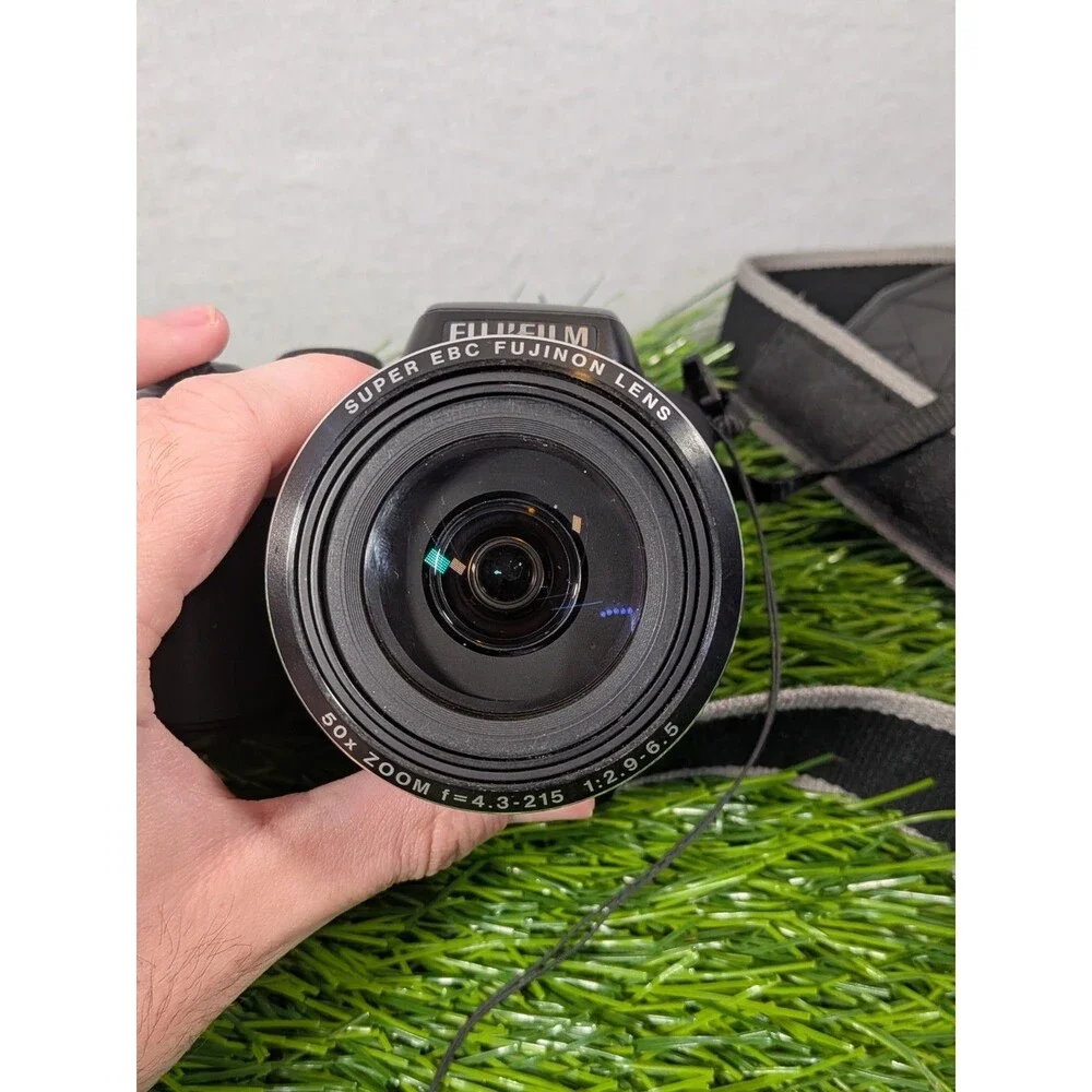 FUJIFILM FinePix S9200 Black 16MP 50x Zoom Digital Camera Tested